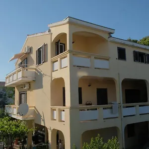 https://apartmani-bosiljka.hotelinzadar.com