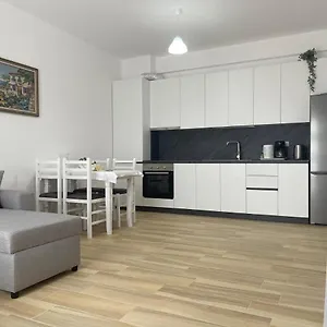 Atrium Residency شقة