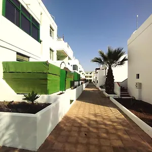 https://casa-de-la-mama.in-canary-islands.com